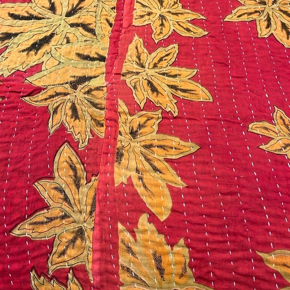 KANTHA QUILT HANDCRAFTED LIGHTWEIGHT REVERSIBLE BLANKET THROW BEDDING FROM INDIA - Picture 5 of 10